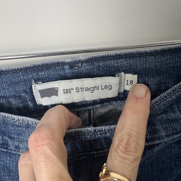 Levi's 505 Women's Straight Leg Legacy Embroidered Pocket Cotton Stretch 34x32 - Picture 9 of 11